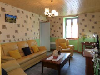 Charmant gîte à la ferme avec terrasse, proche Loire, Allier, Puy de Dôme, animaux bienvenus - FR-1-496-235 - Saint-Marcel-dʼUrfé - 2