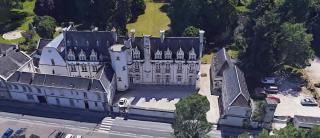Charmant STUDIO au Calme Tout Confort Dans Château Néo Gothique proche ZENITH COMET ORLEANS Parking Voiture Gratuit WIFI Haut Débit Rue des Montées - Orléans - 2