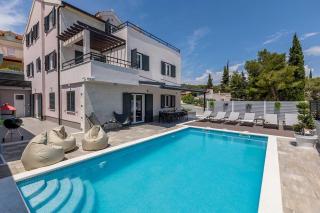 Luxury Villa Lara with a pool - Milna - 0