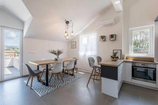 Luxury Villa Lara with a pool - Milna - 8