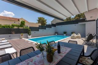 Luxury Villa Lara with a pool - Milna - 6
