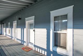 Lodge 27 with Gear Storage Onsite - Hood River - 2