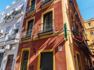 Chiqui and Vicente Suite Apartments - Sevilla - 1