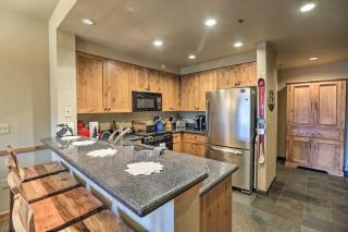 Ski-InandSki-Out Whitefish Escape with Balcony! - Whitefish - 5
