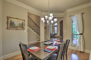 Family-Friendly Home with Yard in Irving! - Irving - 2
