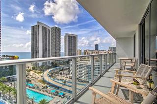 Upscale Condo with Pool Access in Hyde Beach House! - Hollywood - 0