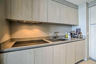 Upscale Condo with Pool Access in Hyde Beach House! - Hollywood - 5