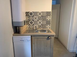 Le famillial , 2 chambres doubles lits faits et serviettes de toilette fournies Avec parking PRIVE 1 VOITURE, NETFLIX, DISNEY PLUS DISPONIBLE - Dieppe - 3