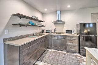 Riverfront Elizabethton Detached Studio with Grill - 1