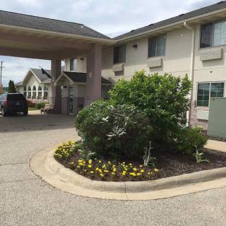 Osceola Grand Hotel - Evart - 9