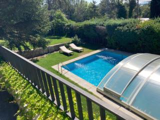 Los Cedros, gran chalet con piscina y apartamento en Navacerrada - Navacerrada - 8
