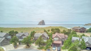 Dune Grass - Meredith Lodging - Cloverdale - 0