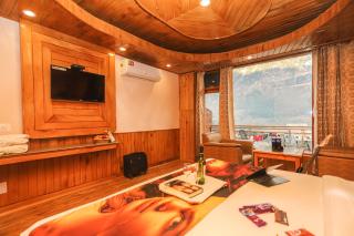 Hotel Smugglers Mountain View - central heated & air Cooled #Free Pick from Volvo Bus Stand - Manāli - 2