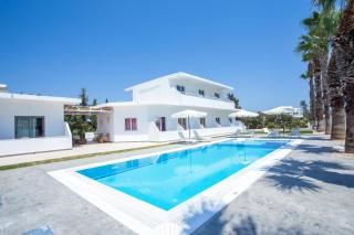 Rosie's Bellezza - Faliraki - 0