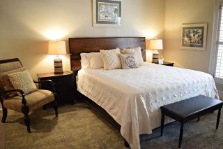 JH Adams Inn, Trademark Collection by Wyndham - High Point - 3