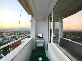 The Nest 1 - Spectacular View Over The City - 5