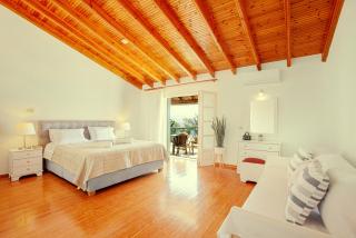 Villa Angelo - Kassiopi - 8