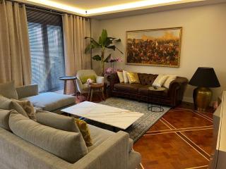 LUXURY MADRID PLAZA DE ESPANA With Private Concierge Services - Madrid - 2