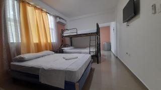 Suites y habitaciones en Edificación Amaralto - Manta - 1