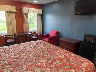 Kenwood Court Motel - Wilson - 8