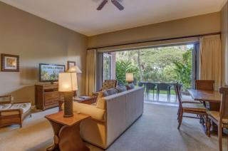 GROUND FLOOR DIRECT ACCESS with private outdoor yard space luxury resort condo - Lahaina - 8