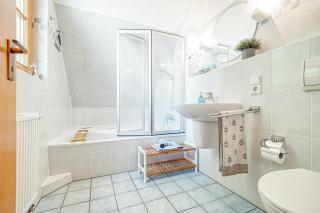 Ferienpark Freesenbruch Wohnung 2 6 - Windrose - Zingst - 1