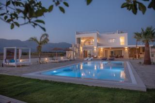 Villa Pnoe Seaside - Kalamaki - 9