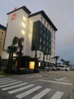 Hi! Monterrey Aeropuerto - 9