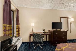 Super 8 by Wyndham Liverpool/Syracuse North Airport - Liverpool - 6