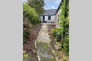 2x King Bedrooms, private living room & bathroom - 2