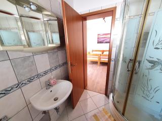 Apartments Topalović - Kostrena - 4