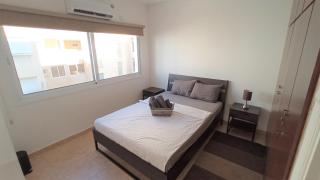 5 min to the Beach Holiday Shared Apartment incl NETFLIX - private ROOM in 3 bdr Apt - Larnaca - 1