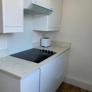 Albert Road Apartment - 4