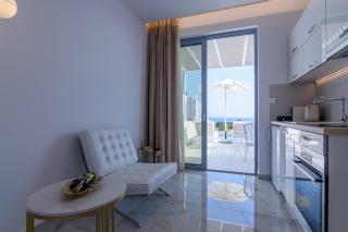 Dionisos Suites - Lixouri - 7
