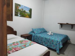 Hotel Barajas - Jardin - 7