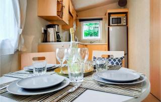 2 Bedroom Lovely Home In Heinkenszand - heinkenszand - 5