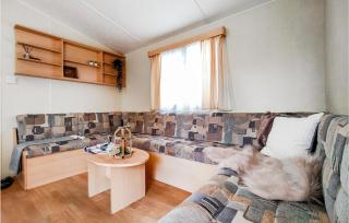 2 Bedroom Lovely Home In Heinkenszand - heinkenszand - 9
