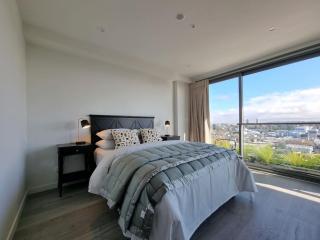 Union Green Apt w Stunning Views - Free Parking - 6