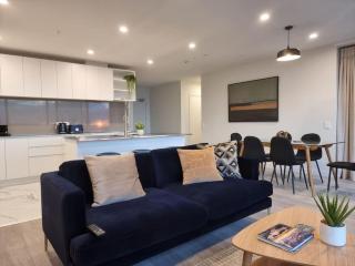Union Green Apt w Stunning Views - Free Parking - Auckland - 4