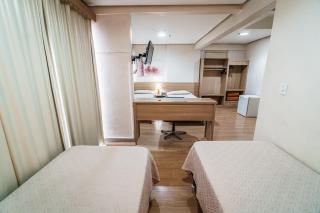 Hotel Dan Inn Express Porto Alegre by Nacional Inn - Próximo ao Complexo Hospitalar Santa Casa e UFRGS - Porto Alegre - 1