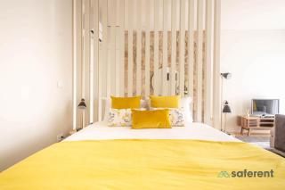 Light-filled Bonjardim Apartments - Porto - 8