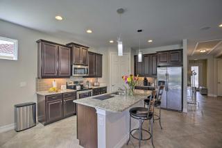 Sunny Ft Myers Abode with Community Amenities! - Fort Myers - 2