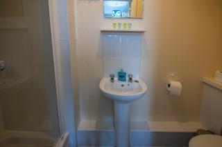 Irvine Riverside Guesthouse by Paymán Club - Irvine - 1
