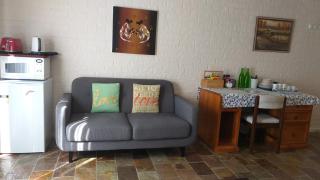 Sweet Home by the Golf Course - Canberra - 4
