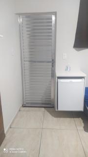 Pousada Quarto com frigobar,ar e garagem gratuita - 1