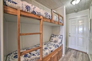 Oceanfront Corpus Christi Escape with Community Pool - Corpus Christi - 1