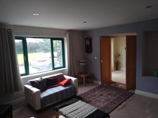 Fully Self Contained 2 Storey Guest Suite in Grianan Country House - 8