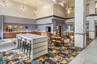 Comfort Suites - Clovis - 5