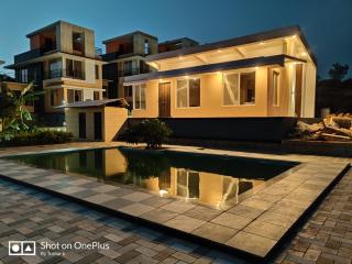 ROYAL MEADOWS IGATPURI 2BHK POOLSIDE VILLA - Igatpuri - 0