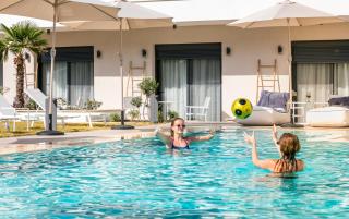B&D Luxury Suites - Skala Potamias - 4